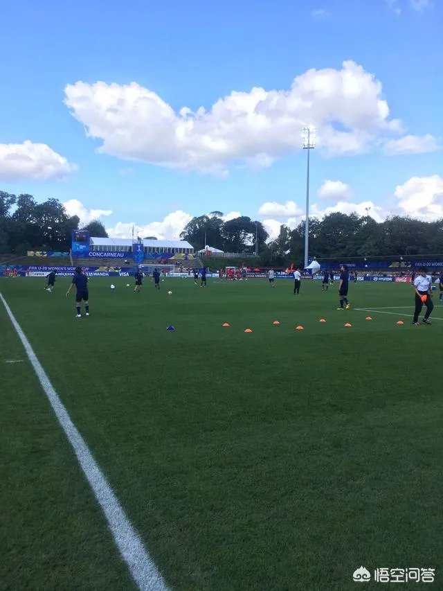 为什么会出现赛前热身受伤，足球比赛赛前热身都做些什么？