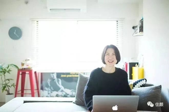 买房、独居、不婚、不生，这届女性实在是太牛了！