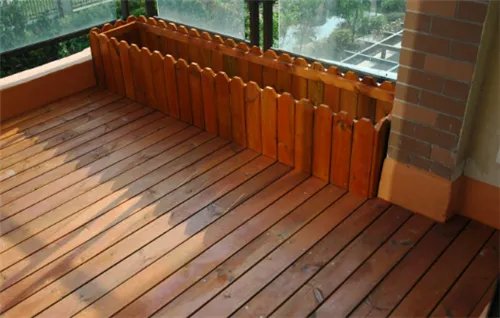 碳化木和防腐木有什么区别