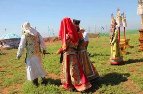 婚礼歌曲大全100首中文  结婚长放的歌曲有哪些