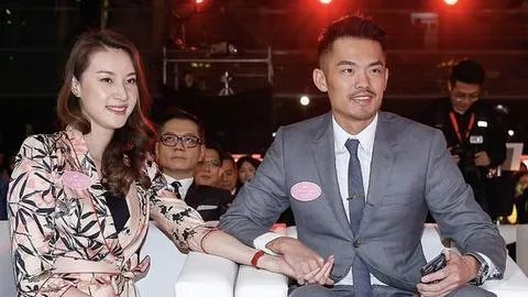 “摸臀门”后原谅林丹，退隐多年，林丹妻子谢杏芳现状怎么样？