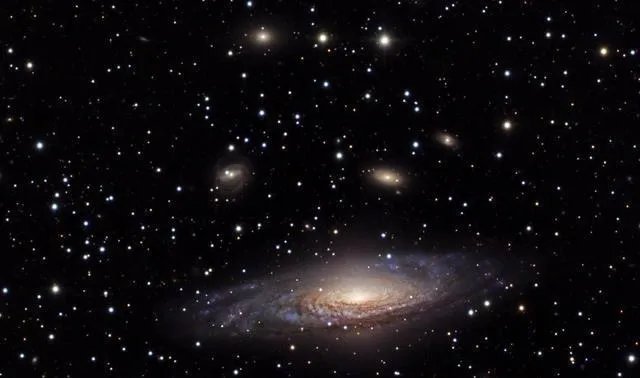 美国出现巨型圆盘状陆架云，真的是外星人吗？