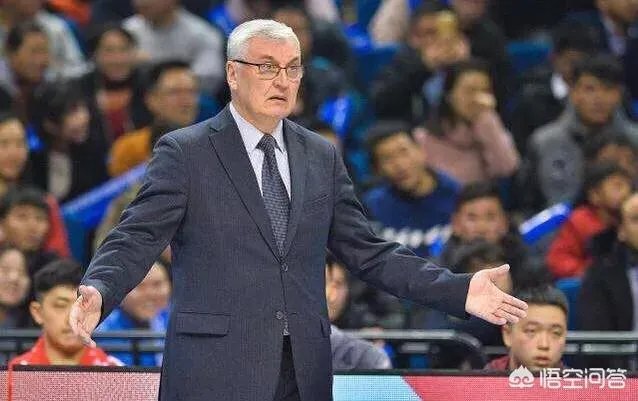 广东宏远惨遭逆转，辽宁队主场哨严重，哪些镜头值得我们共同回顾？