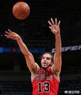 你认为NBA联盟谁的投篮姿势最难看？