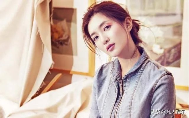 如何评价江疏影在电视剧《三十而已》中的表现？