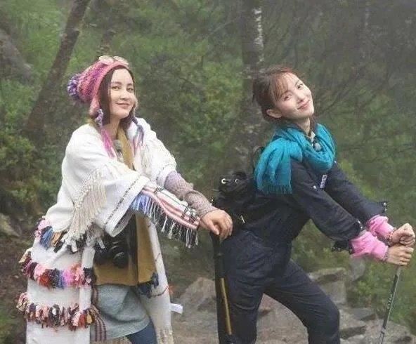 张歆艺儿子给金晨打call 张歆艺儿子四坨叫金晨妈妈什么情况