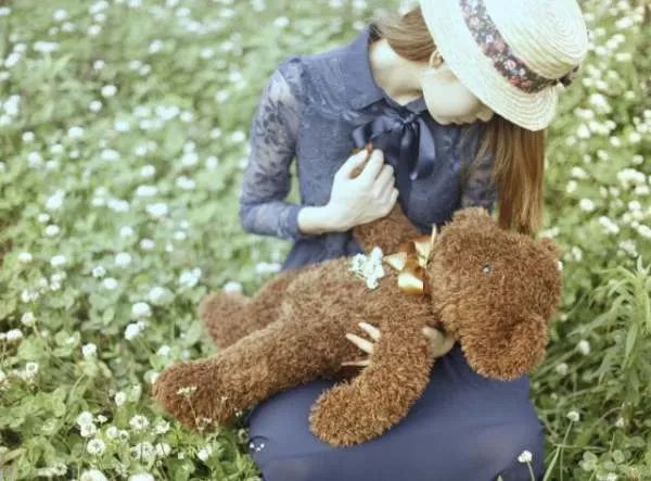 孕妇临产前跳楼：女人这一生，到底有多难？