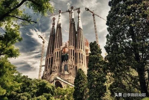 如何看待西班牙疫情突然失控？