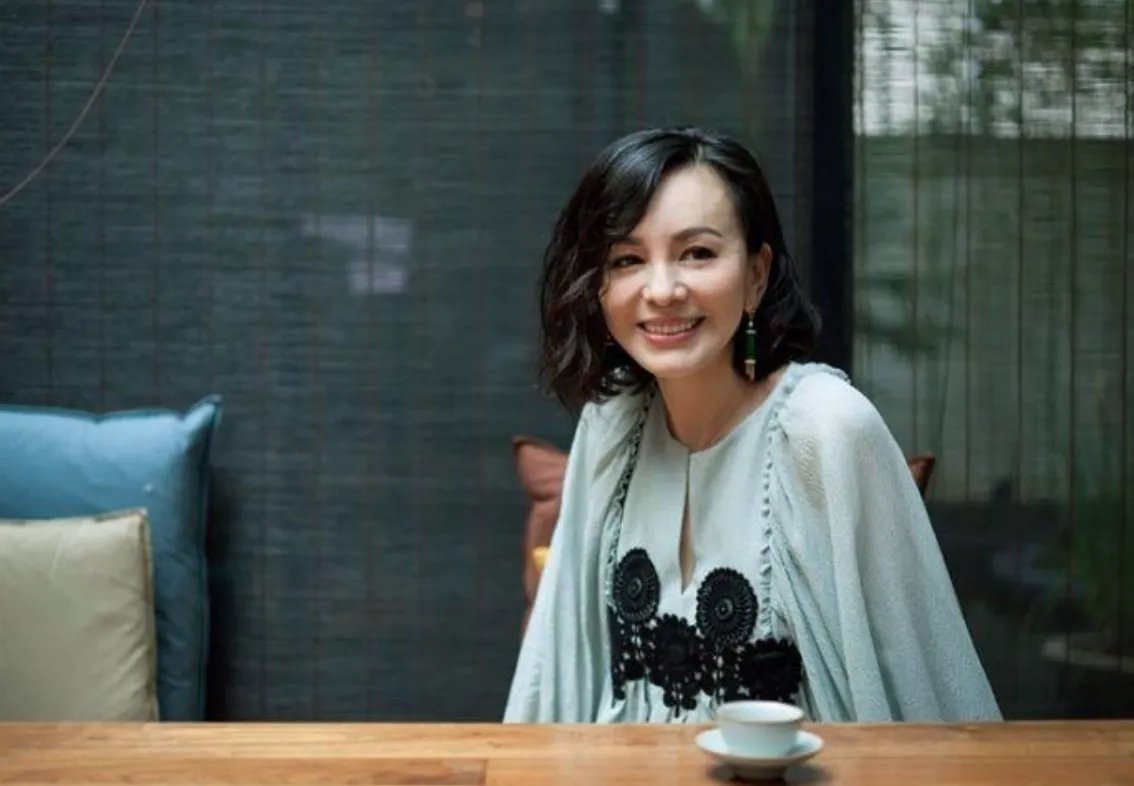 网传《怦然再心动》和王琳约会的男嘉宾方磊骗婚，节目组是否存在选人不当？