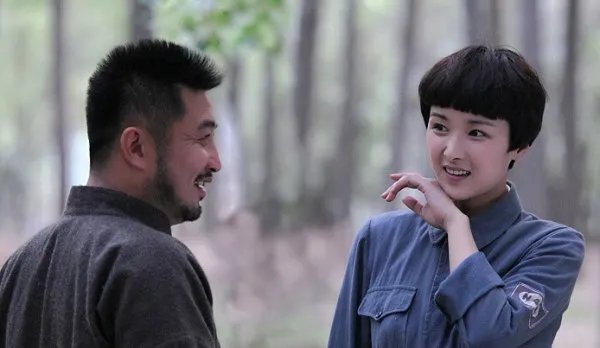 敌后便衣队传奇贺兰的扮演者