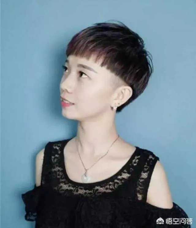 郑爽短发尴尬期