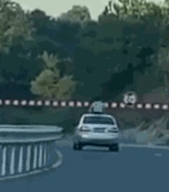 有人说被限高杠撞死的少年怪不得任何人，只能怪自己家长，你怎么看？