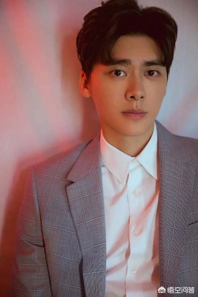 如何评价李易峰在《赏金猎人》里饰演的毓泰？