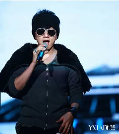 歌曲第一夫人张杰谢娜演唱甜蜜对唱获得观众好评