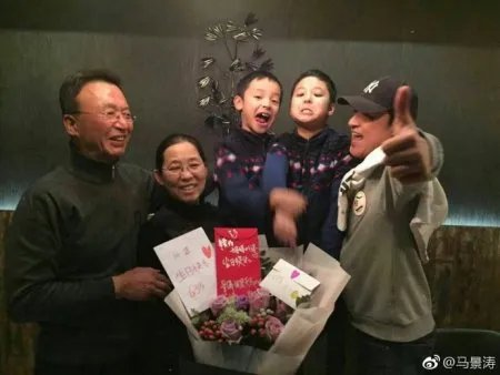 马景涛为岳母庆生是怎么回事？马景涛前妻是谁