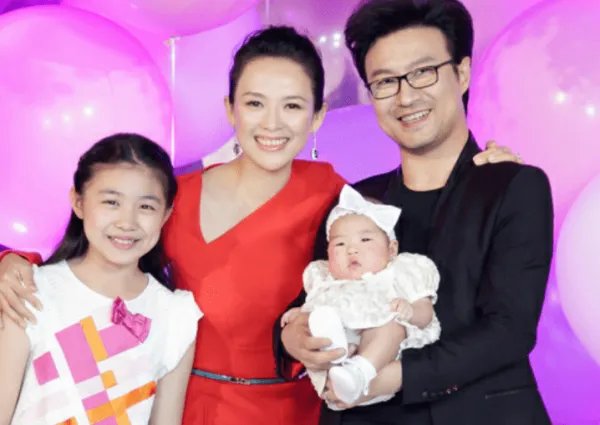 网曝汪峰领女儿做亲子鉴定，章子怡的真面目终于被揭开了，发生了什么事情？