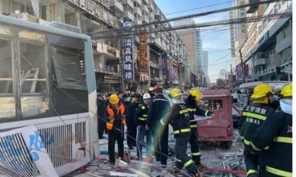 沈阳爆炸路段此前曾发生过两次燃气爆炸，遇到此类事故该如何自保？