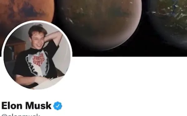 马斯克前女友拍卖两人大学恋爱时老物件 ，最终是被谁拍走的？