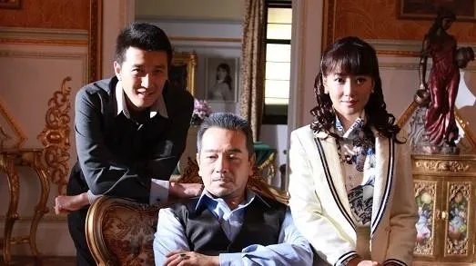 《妈妈你到底在哪里》主题曲是什么啊？