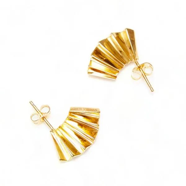 有哪些是好看但不贵的饰品?