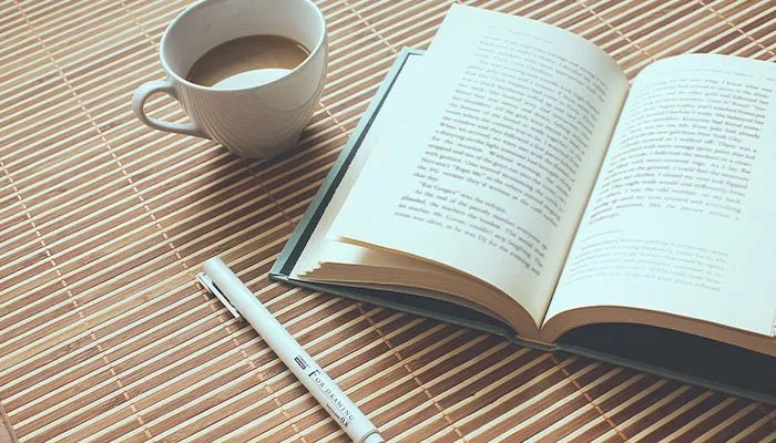 芙蓉楼送辛渐的中心思想