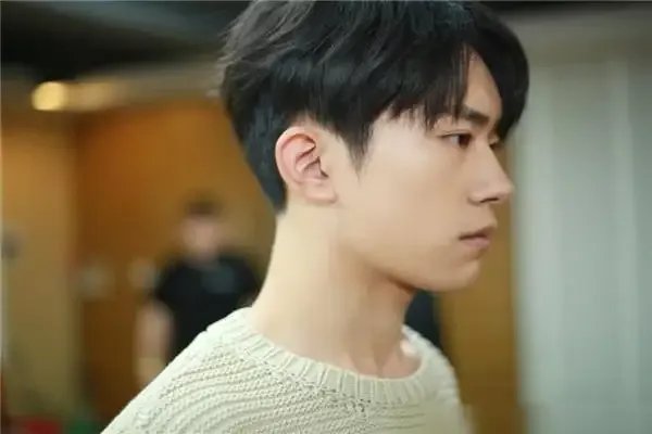 易烊千玺四部影片入围第36届百花奖提名名单，这几部影片哪个最好看？