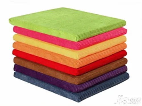 布艺沙发坐垫选购技巧，最新布艺沙发坐垫价格