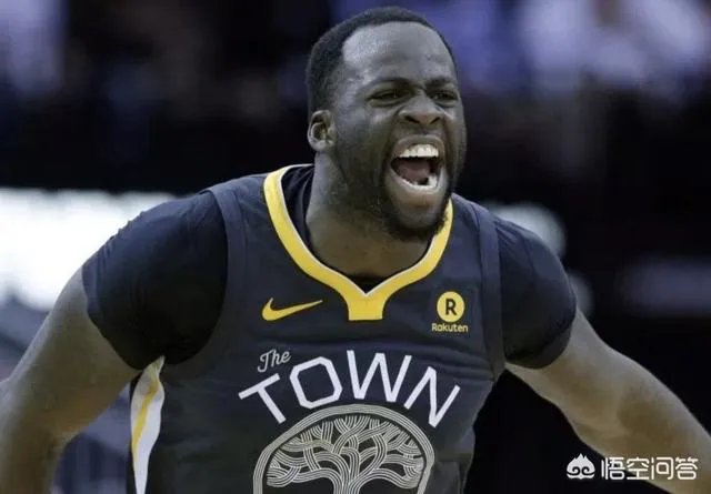 格林在和独行侠的比赛关键时刻不敢投篮，你怎么看？