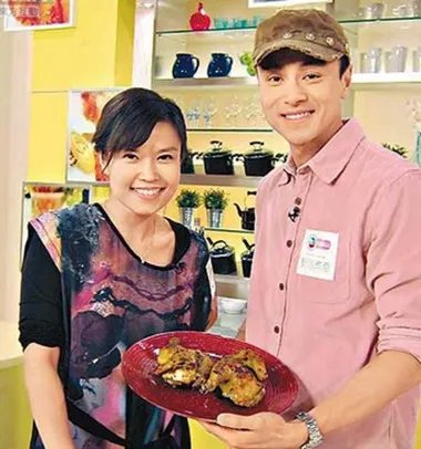 黄浩然妻子是富家女 男方称要一生一世在一起