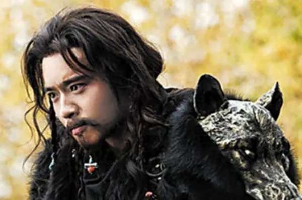 同是案件当事人,为何王晶一直在狱中给高云翔使绊子?