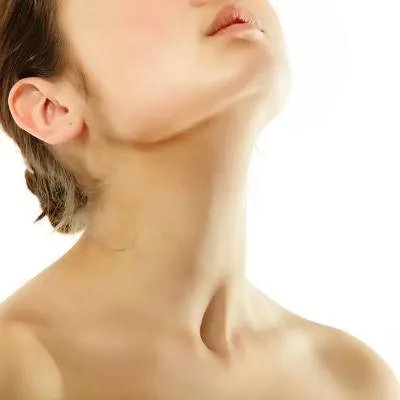 脸上青春痘怎么去除