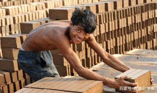 二胎双胞胎婴儿，被4岁孩子扔进水沟淹死，这事你怎么看？