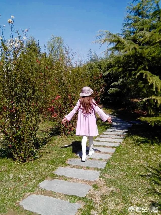 喜欢跳广场舞的朋友，大家谈谈跳广场舞，开心和舞姿哪个更重要？