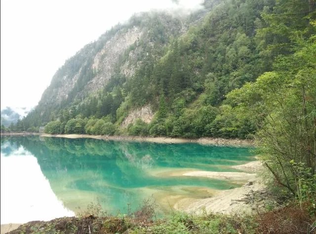 九寨沟地震过后又形成新的景点，你还会去吗？