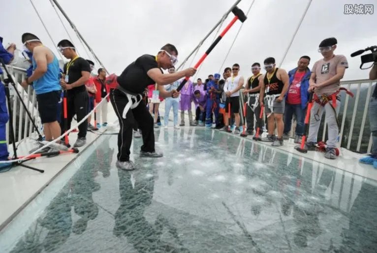 张家界玻璃桥开放了吗 张家界玻璃桥门票是多少？