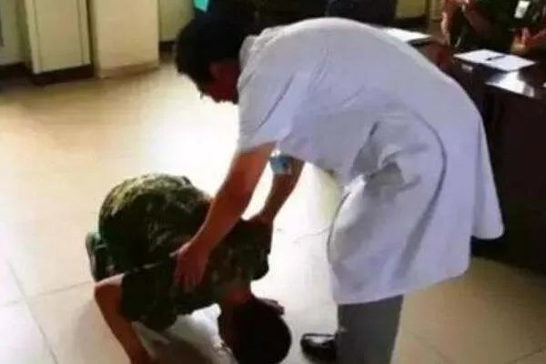 2019年了,为什么杨永信还在电人?