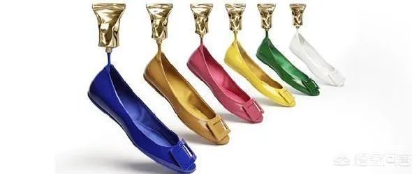 女鞋哪个牌子的受欢迎？