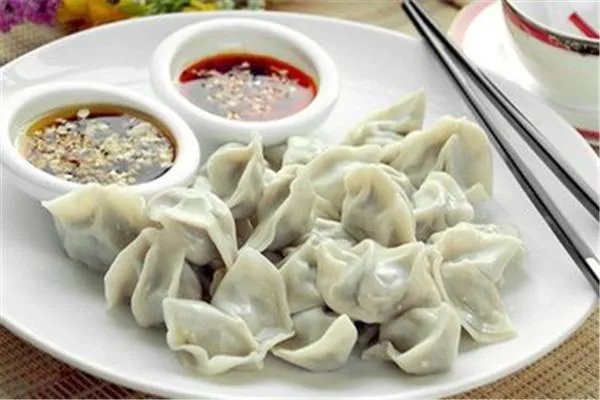 立冬吃饺子还是冬至吃饺子 立冬和冬至有什么区别