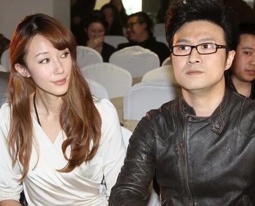 汪峰前妻康作如资料照片曝光 三度发声力证汪峰婚后出轨