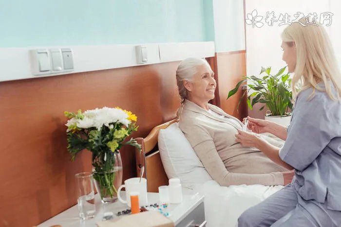 嘈杂的病因病机与治疗