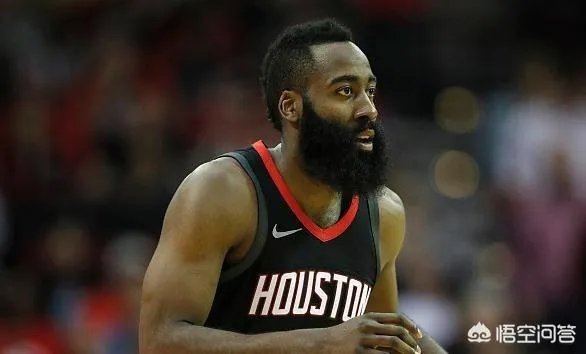 哈登今天拿了六十分＋三双，破了NBA历史三双记录，大家说今后有没有人突破一百分啊？