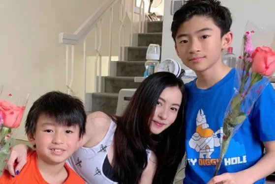 张柏芝小腹凸起被疑怀四胎,为了生女儿未婚生子,值得吗