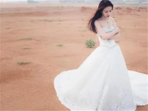 石家庄婚纱店哪家好  如何选择合适的婚纱摄影店