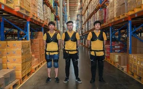 上海首位快递高级工程师产生，快递员能评职称有什么意义？