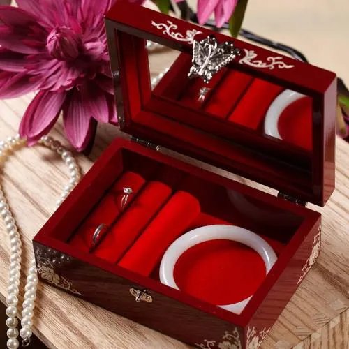 9款精致首饰盒成全你的公主梦