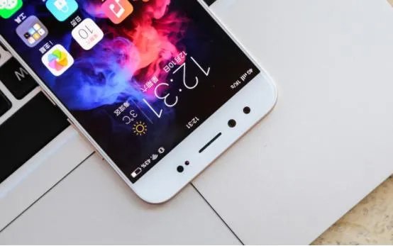 oppo拍照手机和vivo X9哪个好？