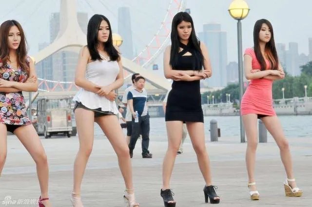 预算5000买哪个电视最好？