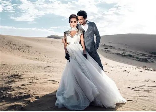 沙漠婚纱照图片大全  沙漠婚纱照拍摄技巧