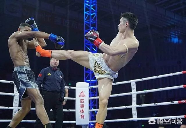 你觉得散打领域里,方便、白近斌、张开印和付高峰谁实力最强?为什么?