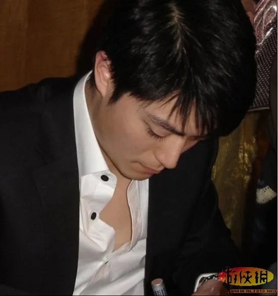 霍建华陈乔恩疑复合 盘点昔日美艳绯闻女友